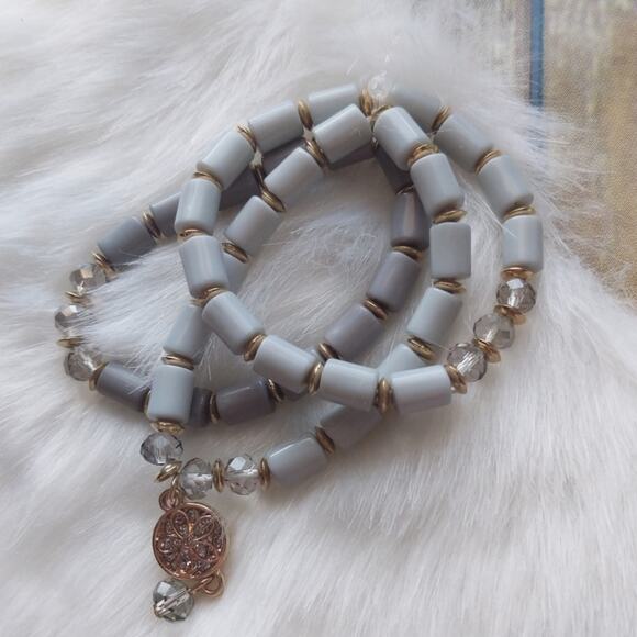 New Beaded Charm Bracelet - Picture 1 of 2